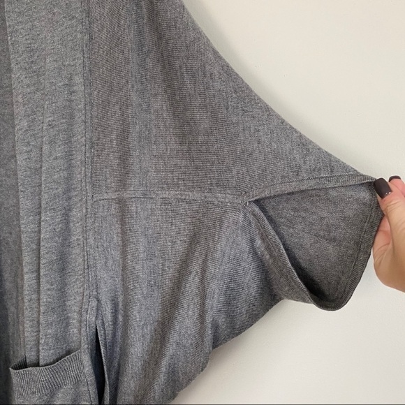 VIMMIA Shavasana Shawl Sweater Gray XS/S - Picture 4 of 8